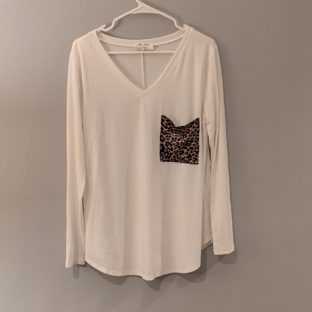 Zenana Outfitters White V-Neck Top with Leopard Pocket